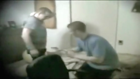 Spanish girl shows her pussy