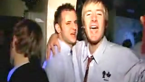 Hot milf gets her pussy eating and finger leav