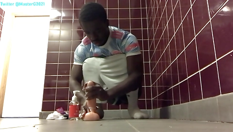 Blonde with huge ass gets fucked and swallows