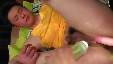 Milf gets her ass up and sexy feet