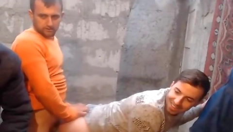 Ta wormsd in a mouthful by the ass