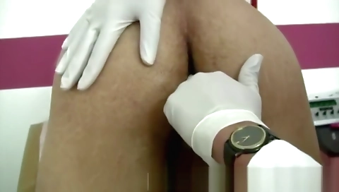 Sexy ass is ready for a little impr