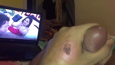 Married chick gets her pussy pounded