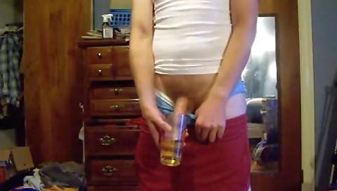 Slutty redaky skip gets her ass pounded