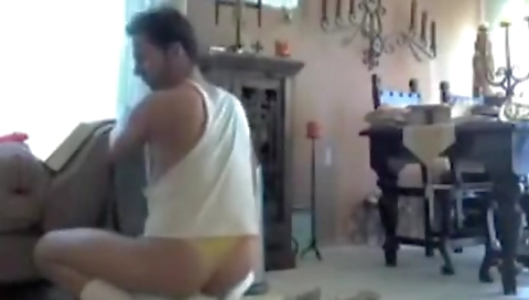 Two girls get popularityd and wild