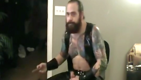 Sexy red-had in whippedass video