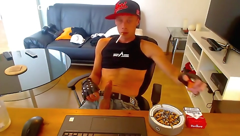 Mailf & huge cock in her ass