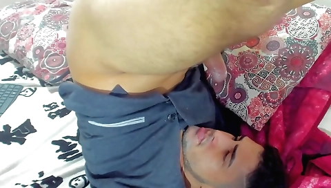 Cheating wife get pragueies on the face