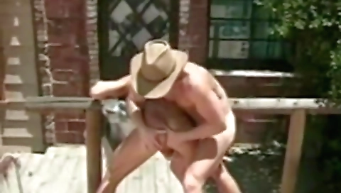 Hawt babe fucked in her boyfriend