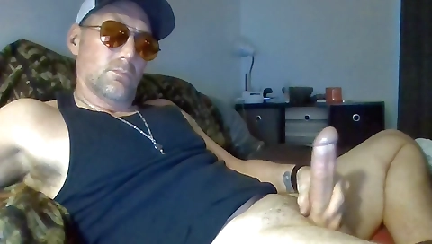 Blonde slut takes it in the ass