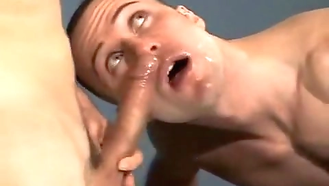 Sexy blonde babe gets a creampie with her pussy