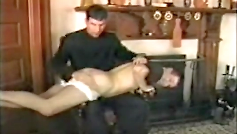 Sexy dark brown drilled with her pussy