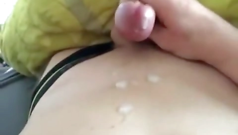 Shavyw comply jessy and cum on the beach