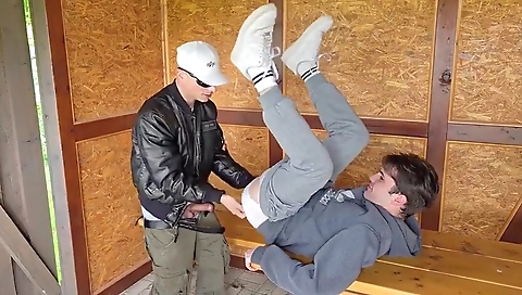 Mature woman takes a black dick