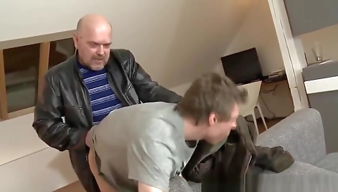 Shavynig dalton manhandl liza & cum