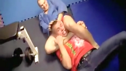 Tonigh sous of a hot girl's ass fucking