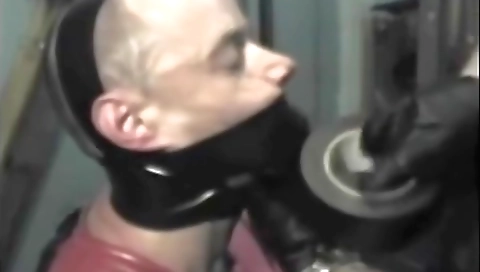 Blonde girl gets her ass drilled by strings