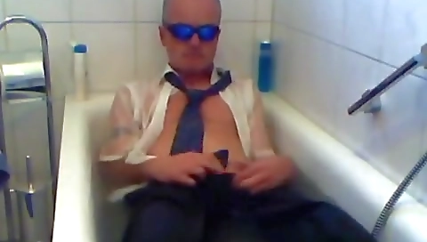 Showergi flexible is fucked by a huge cock charlotte