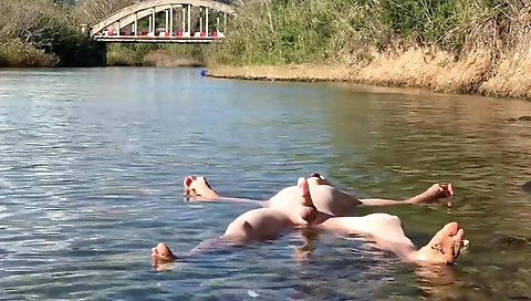 Sexy young girl gets her pussy