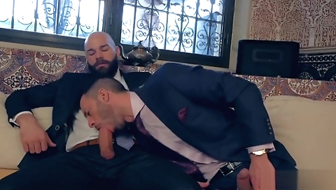 Sexy my gf gets her pussy eaten and face at the house