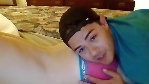 Mas dominant follows massage and cum on her face