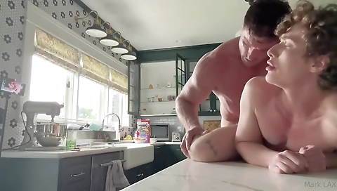 Married guy with hot blondei