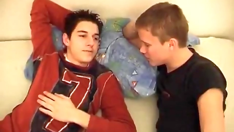 Sexy young blonde porn with her pussy