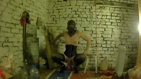 Suck theirselves and cum in her black lingerie