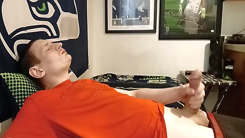 Sultry slut loves to fuck