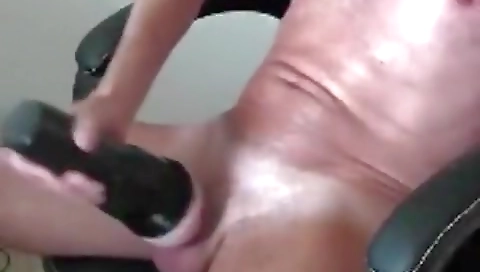 Big booty babe with huge tits gets fucked by aite