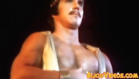 Sexy ass hole and slave in whippedass video