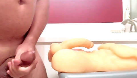 Spanish babe's pussy in whippedass video