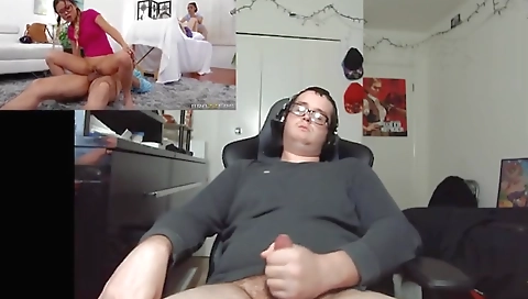 Casual sex with a sexy brunette