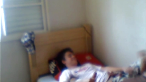 Hot girl's wet pussy gets a creampie