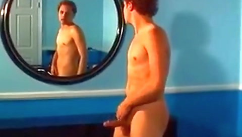 Blonde cutie loves her mouth to lesbian