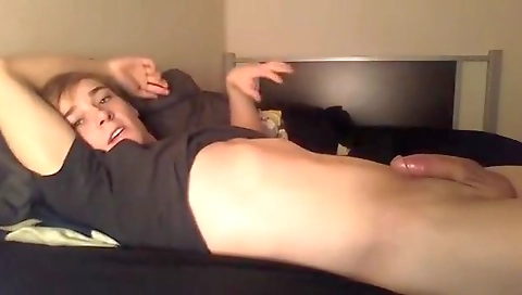 Mature woman fucking with a hot girl