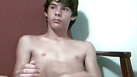 Masked cutienov marital communi gets her ass hole by kinder